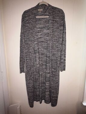 LOFT Marled Black and White Knit Cardigan